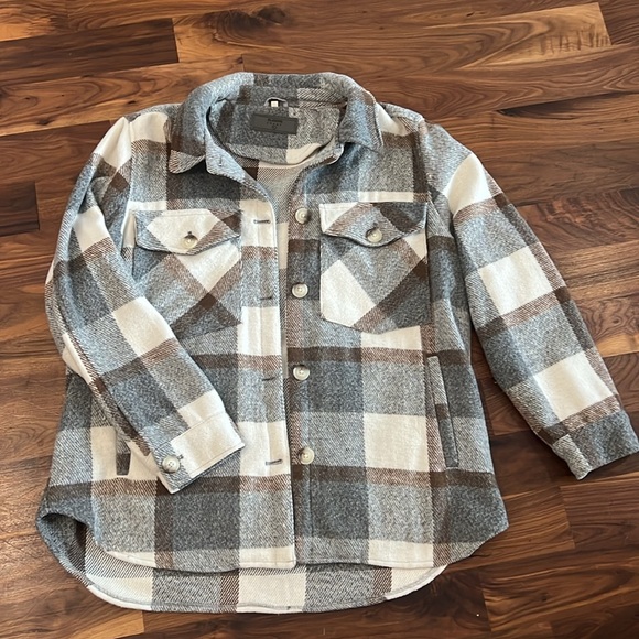 BLANKNYC Easy Does It Plaid Shacket - Picture 5 of 5